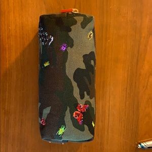 India Hick Mini case in Camo